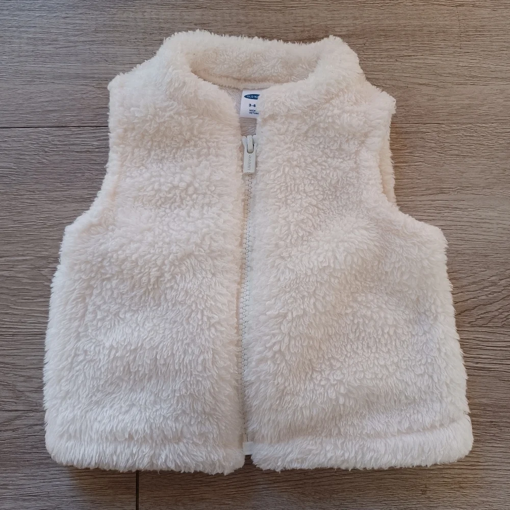 Old Navy Full Zip Vest Fuzzy Soft